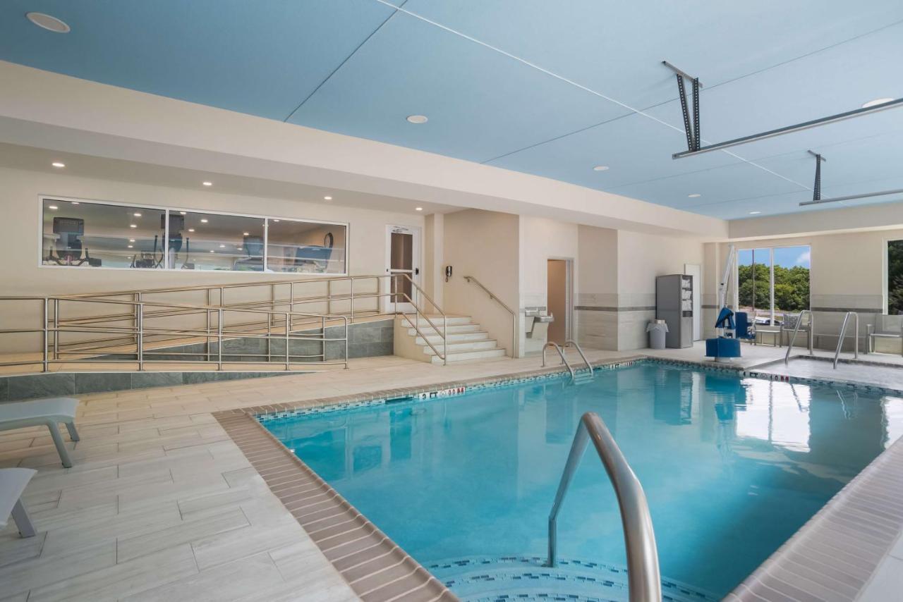 Surestay Plus Hotel By Best Western Elizabethtown Hershey Exteriör bild